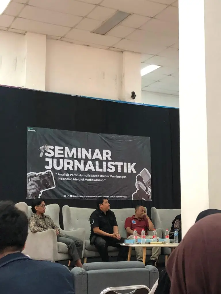 seminar jurnalistik